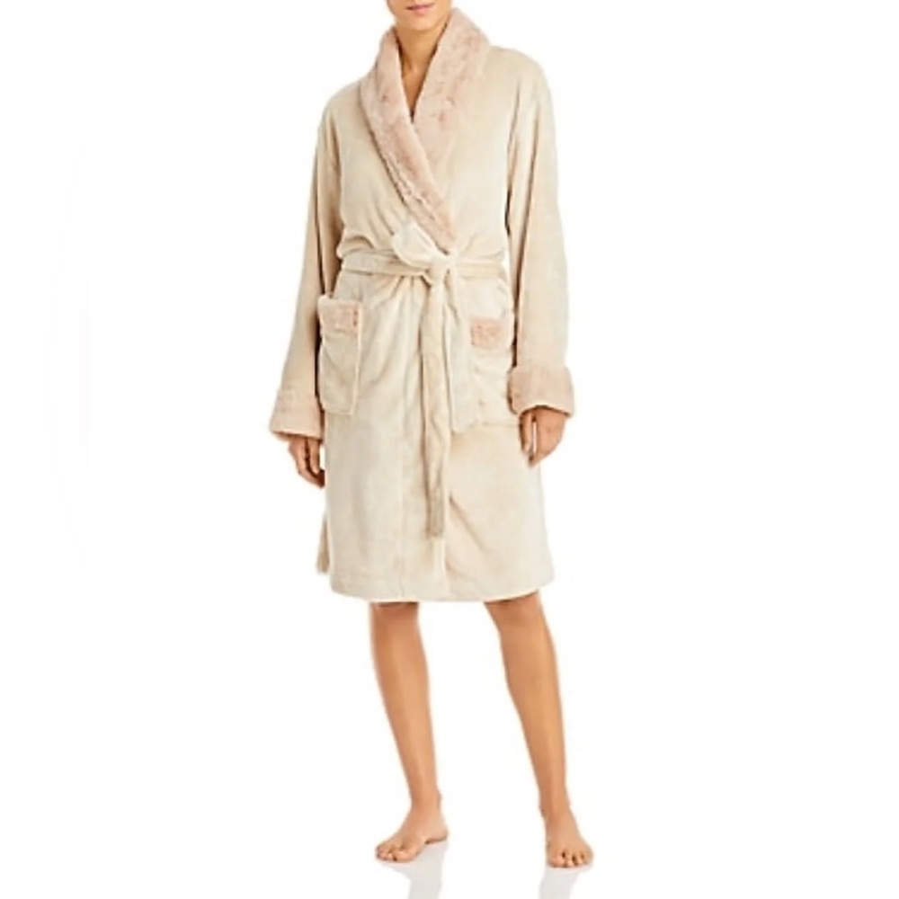 HUDSON PARK BLOOMINGDALES EXCLUSIVE PLUSH FAUX FUR ROBE S/M